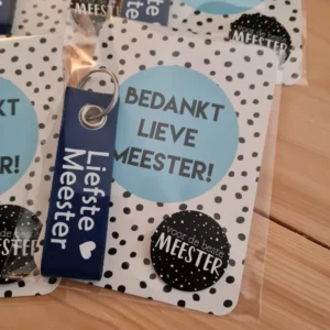 Kaart Bedankt Lieve Meester + Vilten sleutelhanger Donkerblauw Liefste Meester