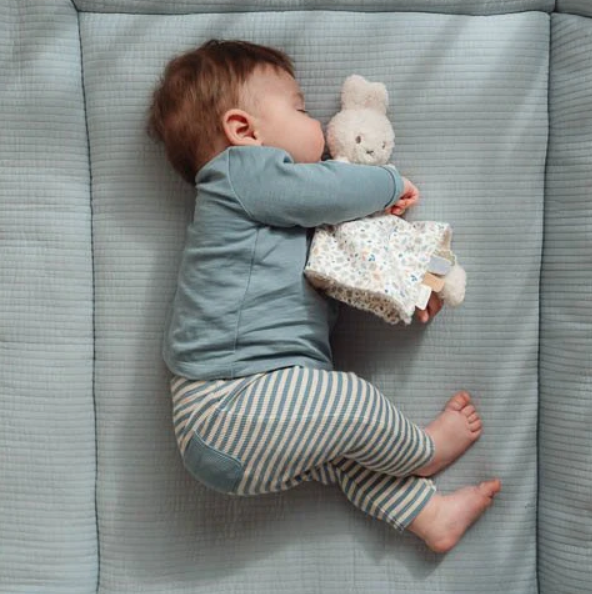 Little Dutch nijntje knuffeldoekje - Blauw - Lucky Leaves - Afbeelding 10