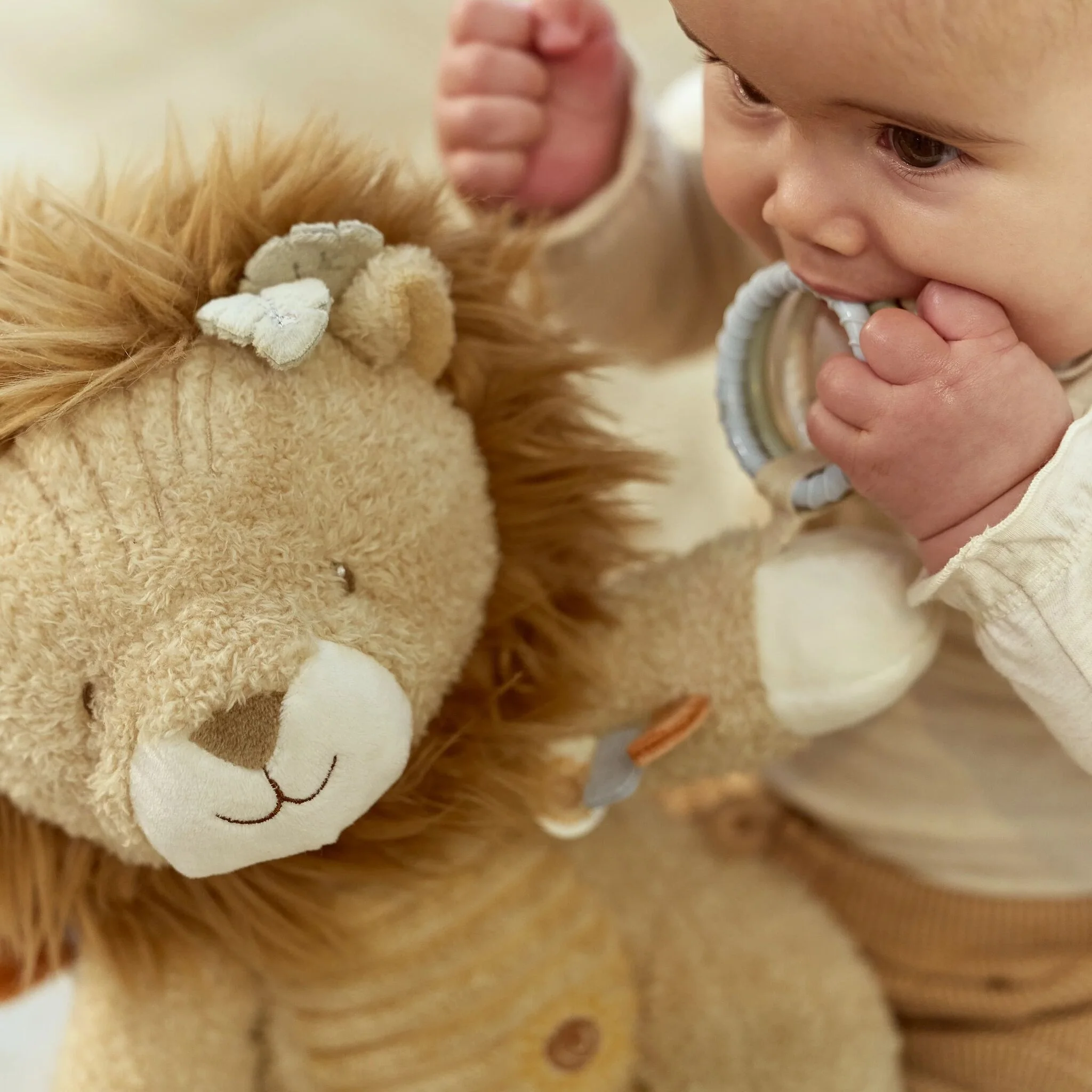 Little Dutch Activiteitenknuffel Leeuw - Geel - Afbeelding 7