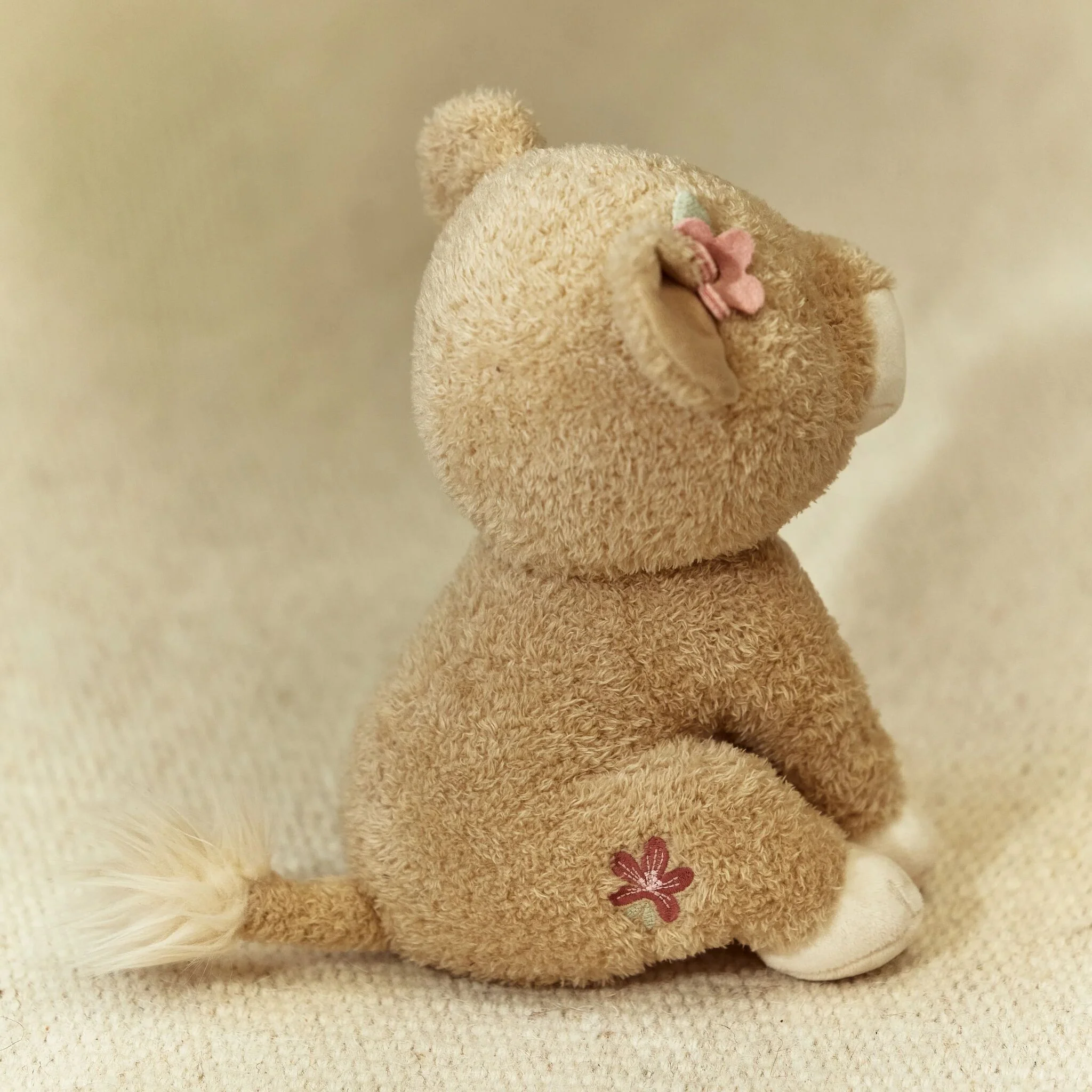 Little Dutch Knuffel Leeuwin - 17 cm - Afbeelding 5